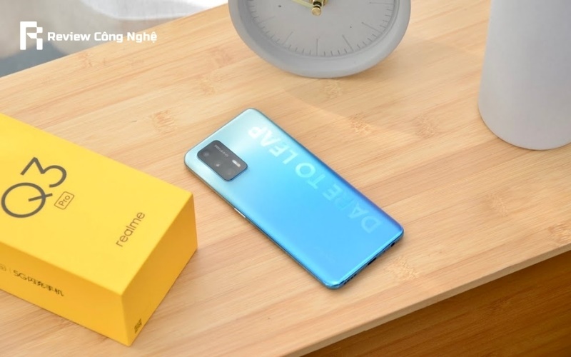 Realme Q3 Pro tương đối toàn diện trong tầm giá