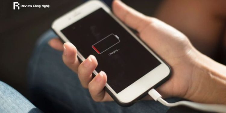 Bảng tra cứu nhanh dung lượng pin các dòng iPhone chi tiết nhất